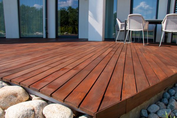 Exterior Staining Service